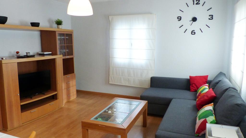 Apartamento Aluche Con Parking Gratuito Madrid Ngoại thất bức ảnh